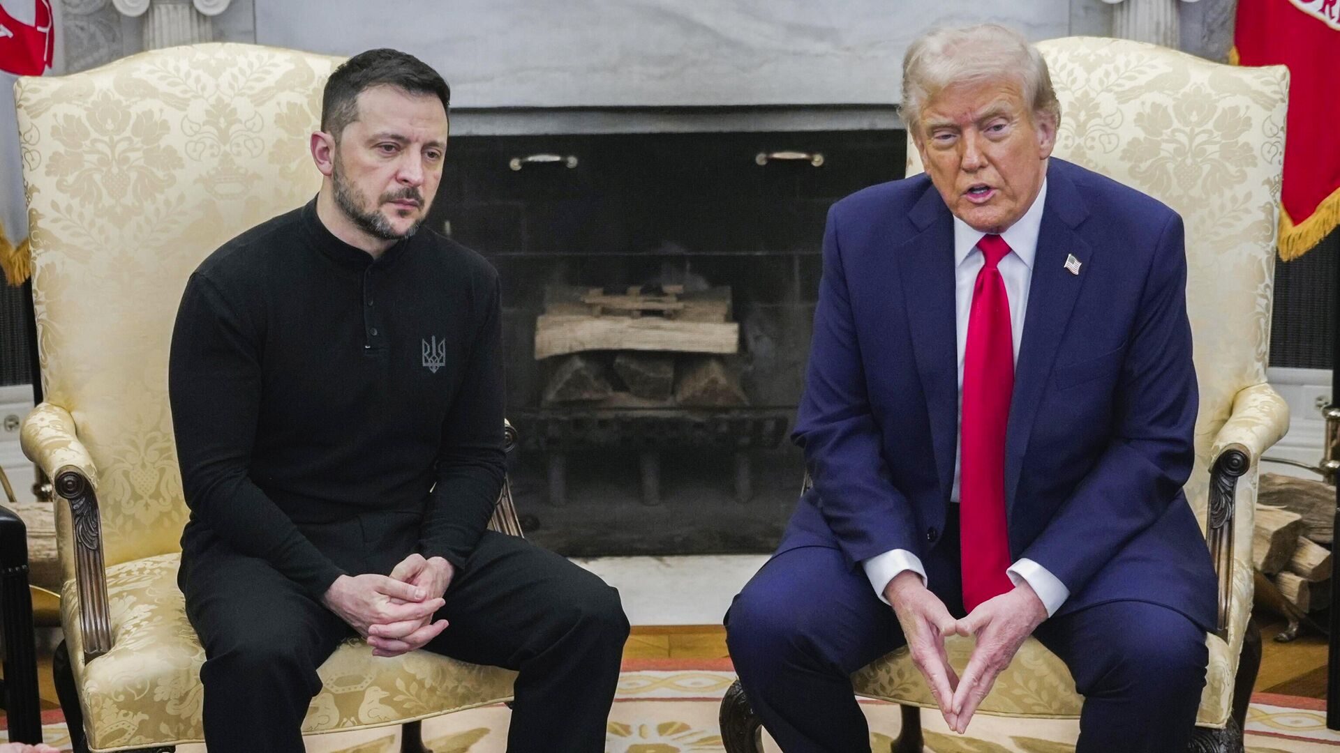 Макрон напомнил о скандальной встрече Трампа и Зеленского в феврале